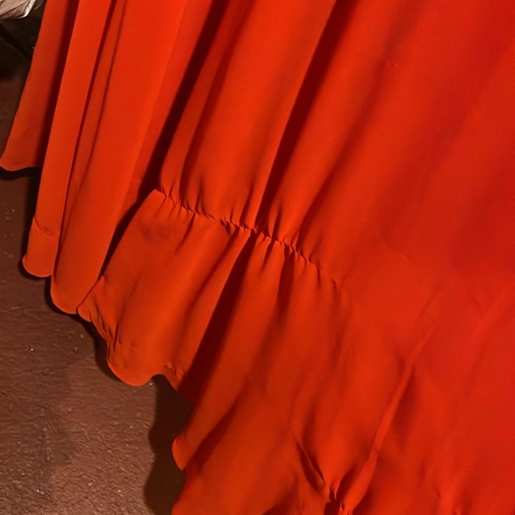 Long red formal dress - Picture 5 of 5